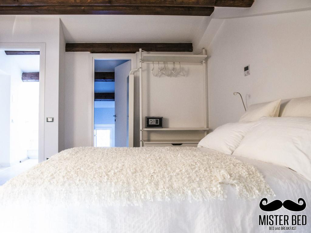 לינה וארוחת בוקר גוארדיאגרלה Mister Bed מראה חיצוני תמונה