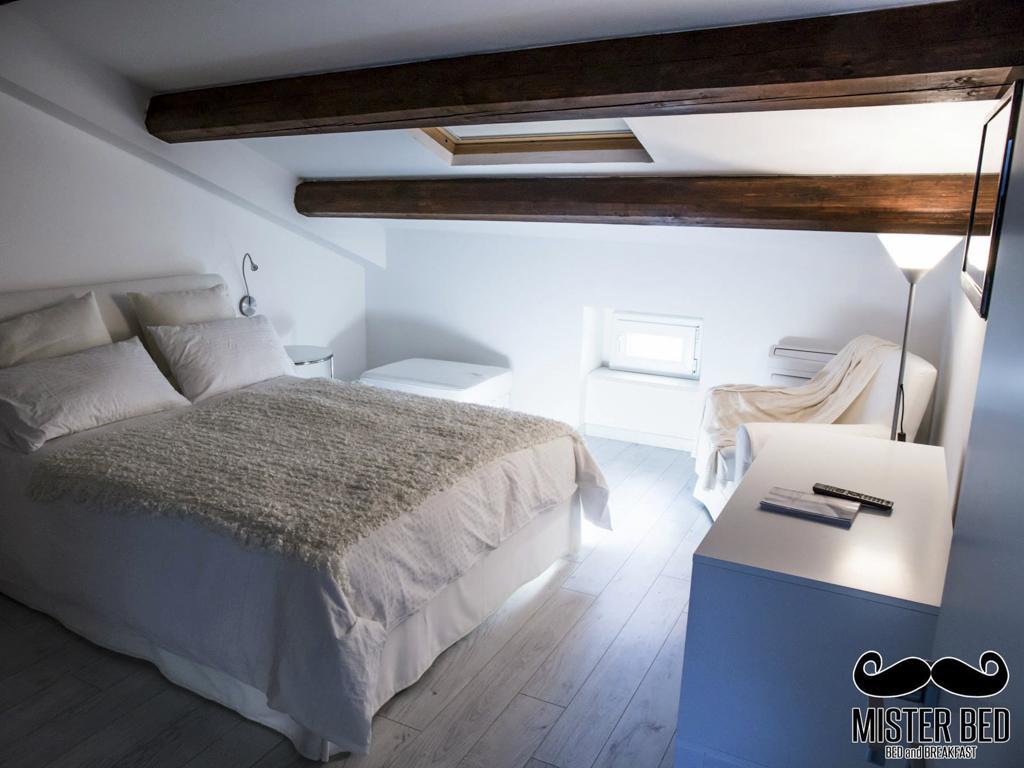 לינה וארוחת בוקר גוארדיאגרלה Mister Bed מראה חיצוני תמונה